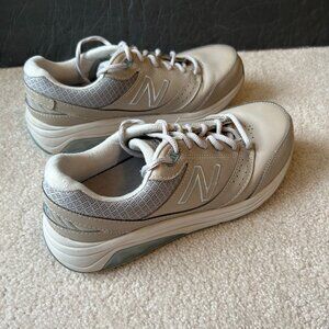 New Balance 928 v3 Women's Walking Shoes Size 7.5 Taupe Gray Leather WW928GR3